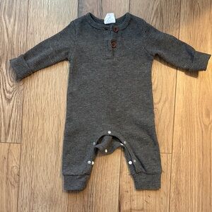 Soft Waffle-Knit Long-Sleeve Footed One-Piece in Charcoal